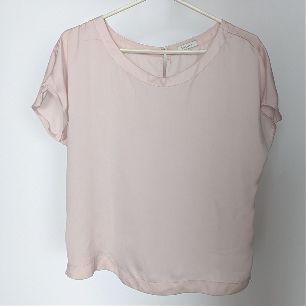 Aritzia Talula Silky Blouse